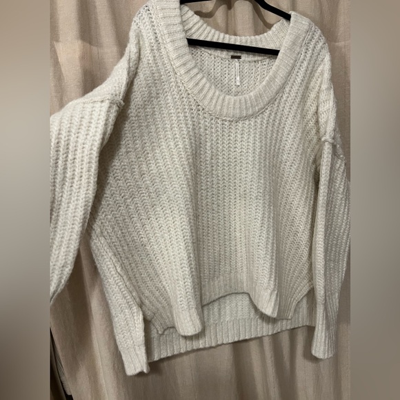 Free People Slouchy Oversized Scoop Neck Pullover Sweater XS - Picture 9 of 11